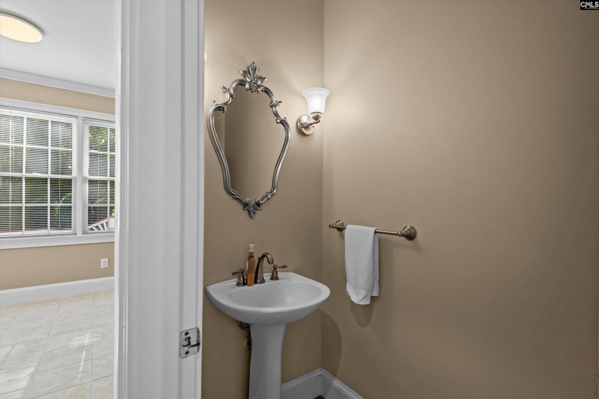 237 Sheringham Road  Photo 42