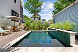 7 Carrere Court photo 4