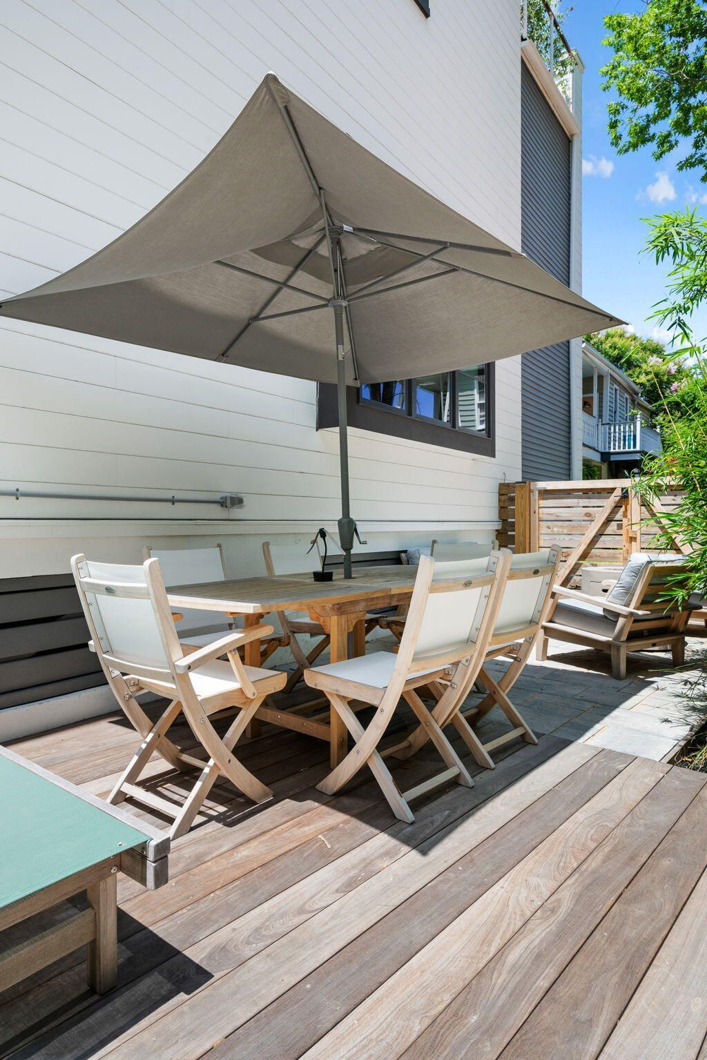 7 Carrere Court Photo 33