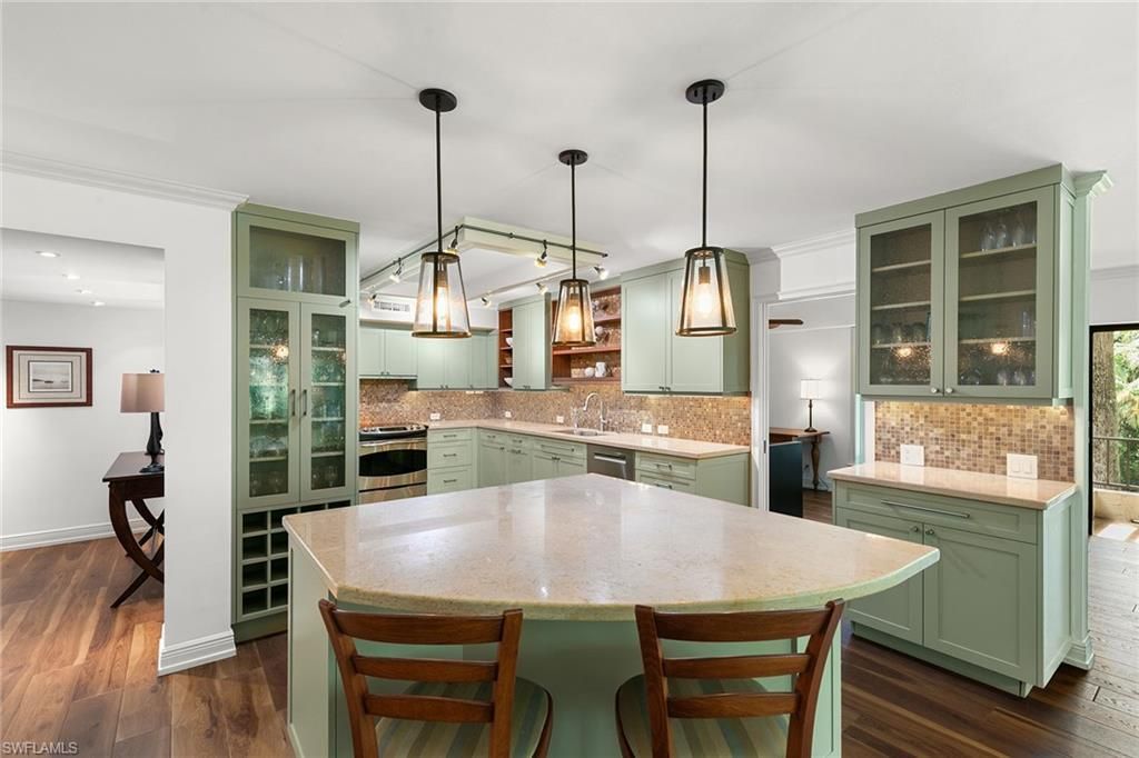 104 Wilderness Dr, Unit 341, Naples, FL 34105 Photo