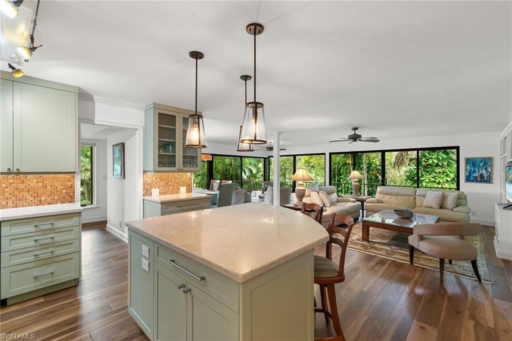 104 Wilderness Dr, Unit 341, Naples, FL 34105 Photo