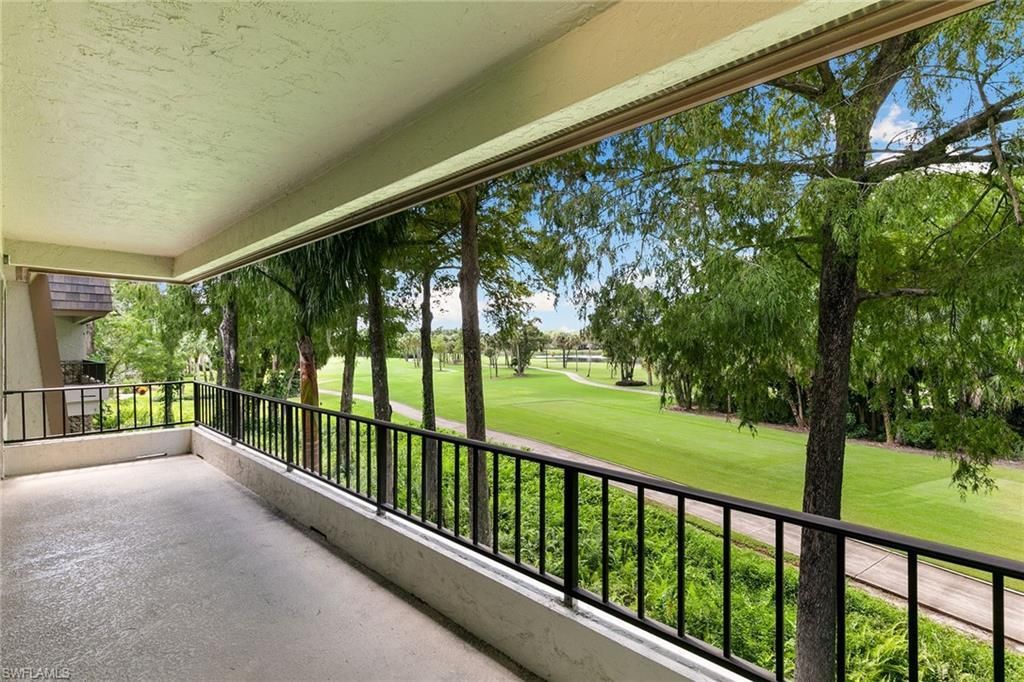 104 Wilderness Dr, Unit 341, Naples, FL 34105 Photo