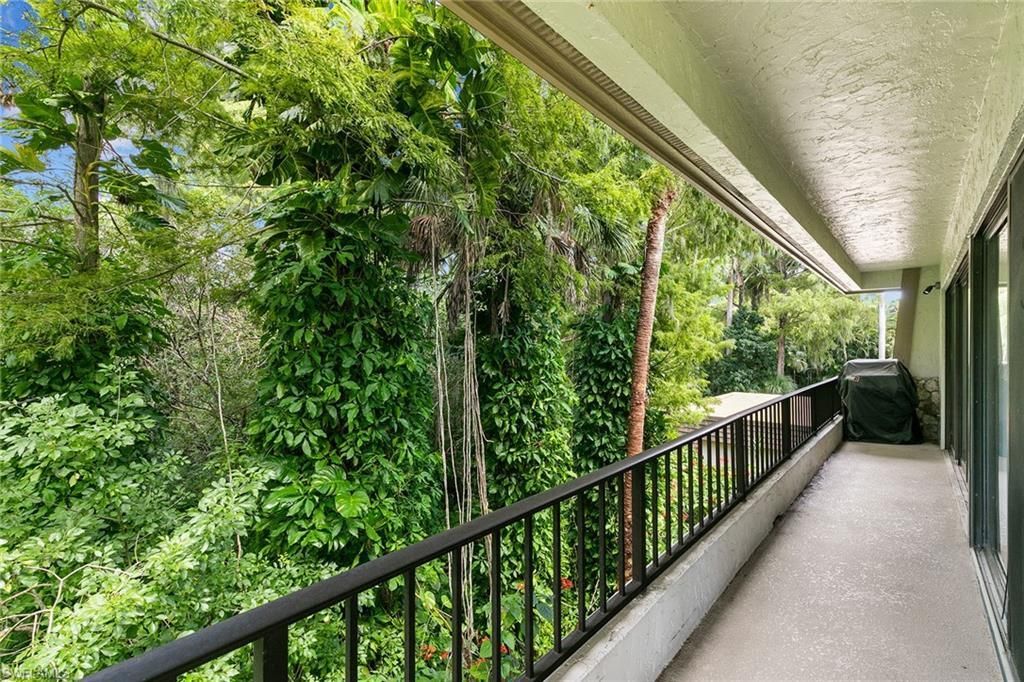 104 Wilderness Dr, Unit 341, Naples, FL 34105 Photo