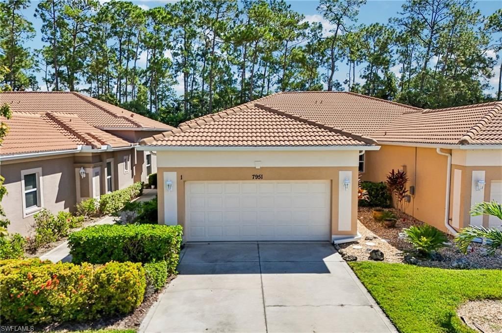 7951 Haven Dr , Unit 1, Naples, FL 34104 Photo
