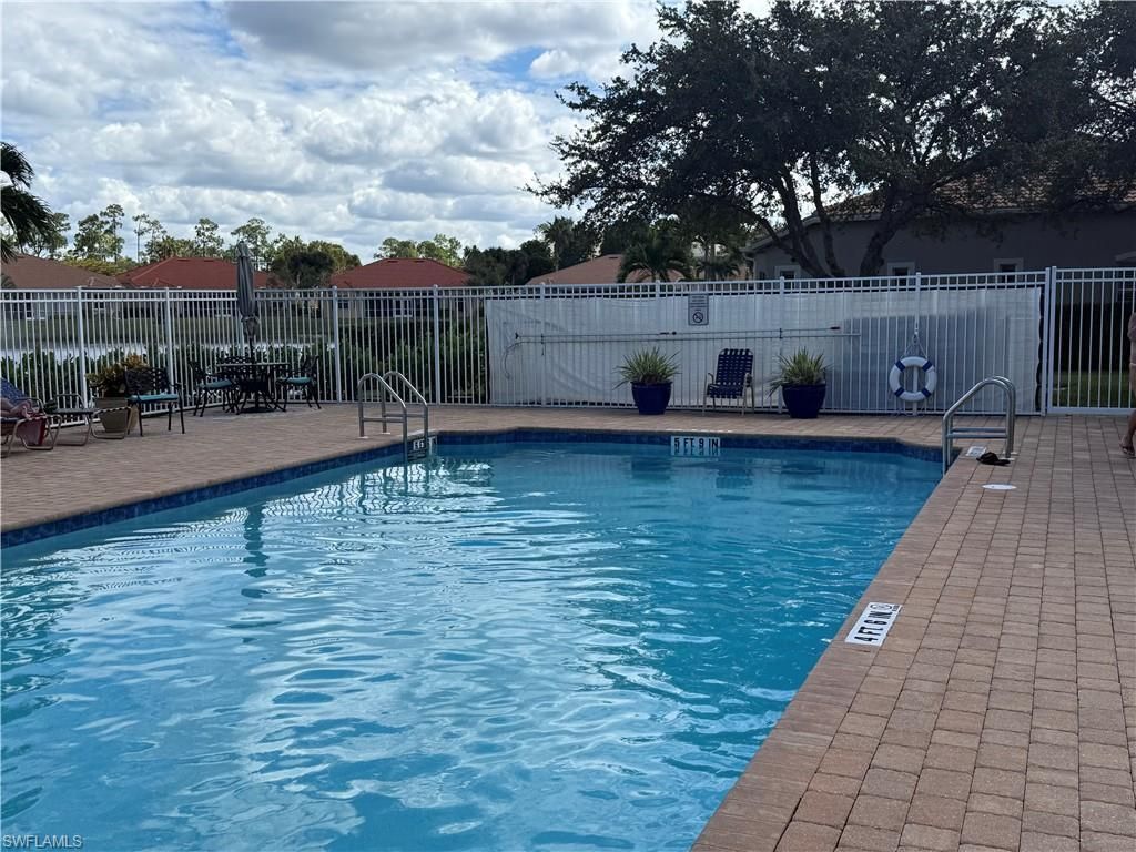 7951 Haven Dr , Unit 1, Naples, FL 34104 Photo