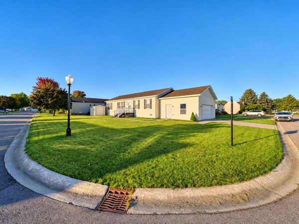 1055 Cambry Circle, Grass Lake, MI 49240