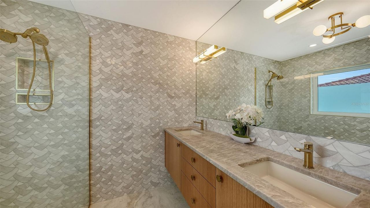 1967 Brookhaven Drive, Sarasota, FL 34239 Photo