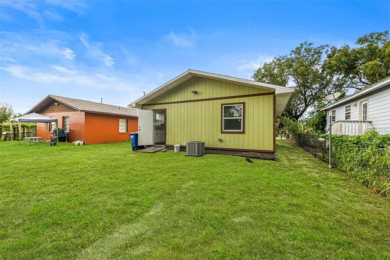 825 Booker Avenue , Sebring, FL 33870 Photo