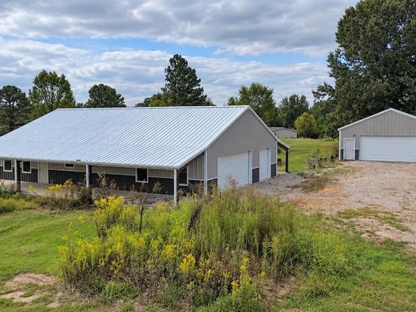 1240 County Road 488 , Poplar Bluff, MO 63901