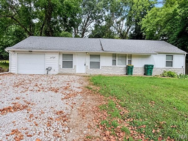 1915 Green Valley Drive , Unincorporated, MO 63136