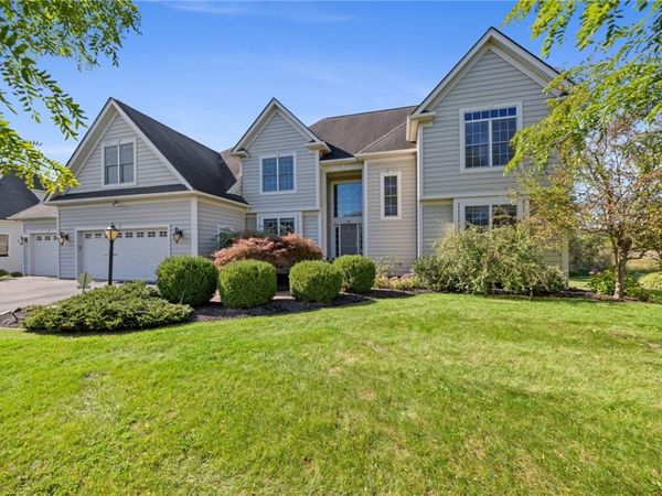 26 Amber Hill Drive , Pittsford, NY 14534