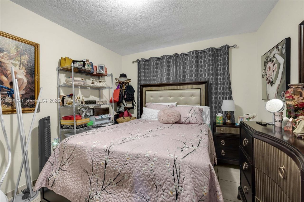 3451 SW 9th Ter , Unit 3 aka unit, Miami, FL 33135 Photo