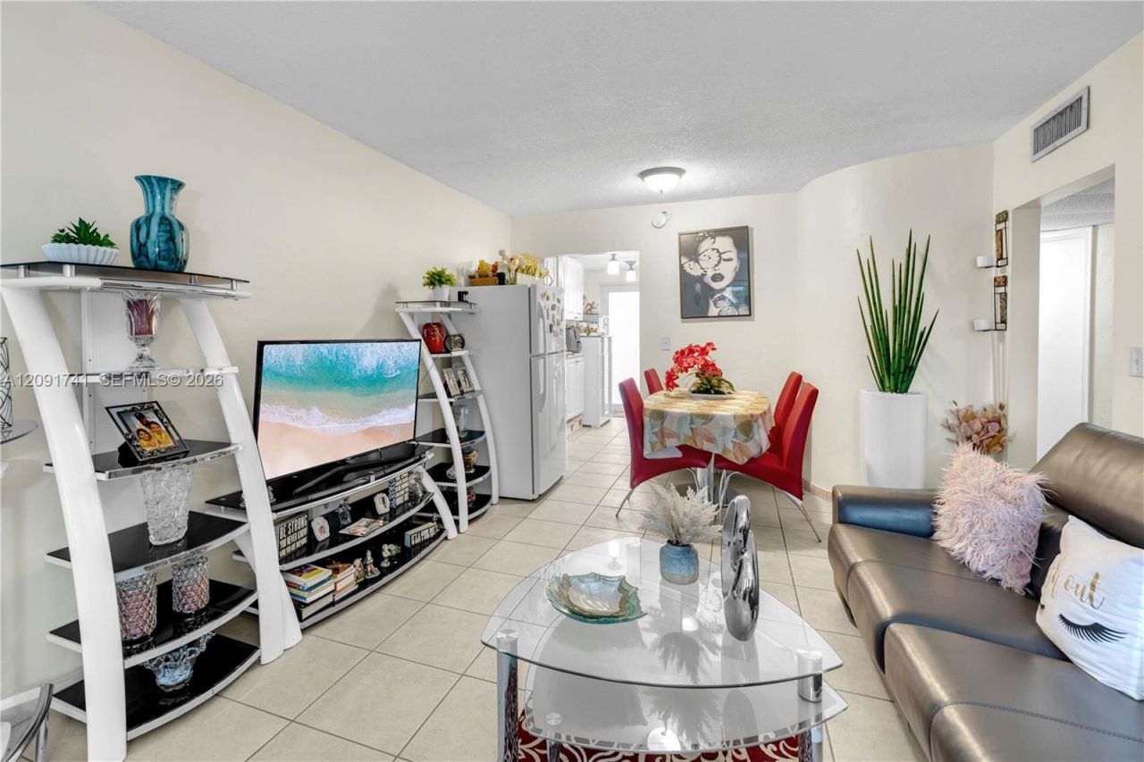 3451 SW 9th Ter , Unit 3 aka unit, Miami, FL 33135 Photo