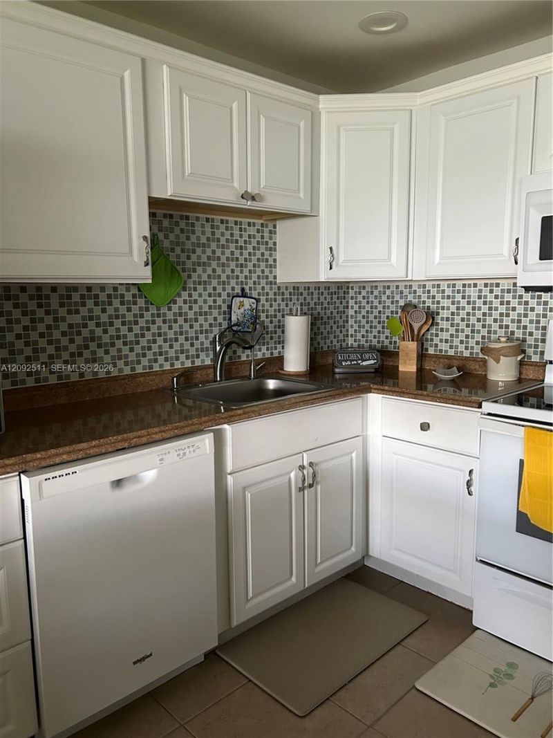 8534 NW 10th St, Unit C78, Plantation, FL 33322 Photo