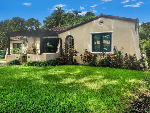 1257 SW 21st St , Miami, FL 33145