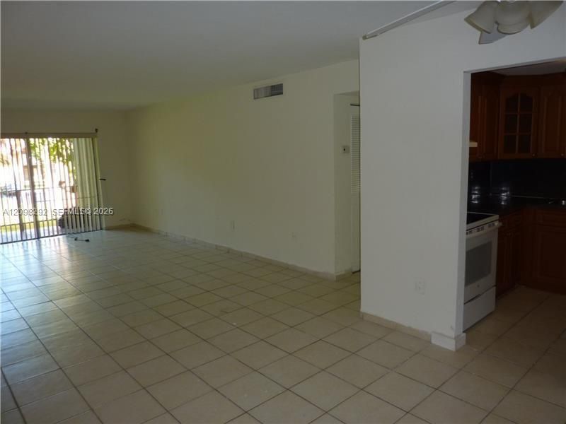 9417 SW 76th St , Unit X26, Miami, FL 33173 Photo