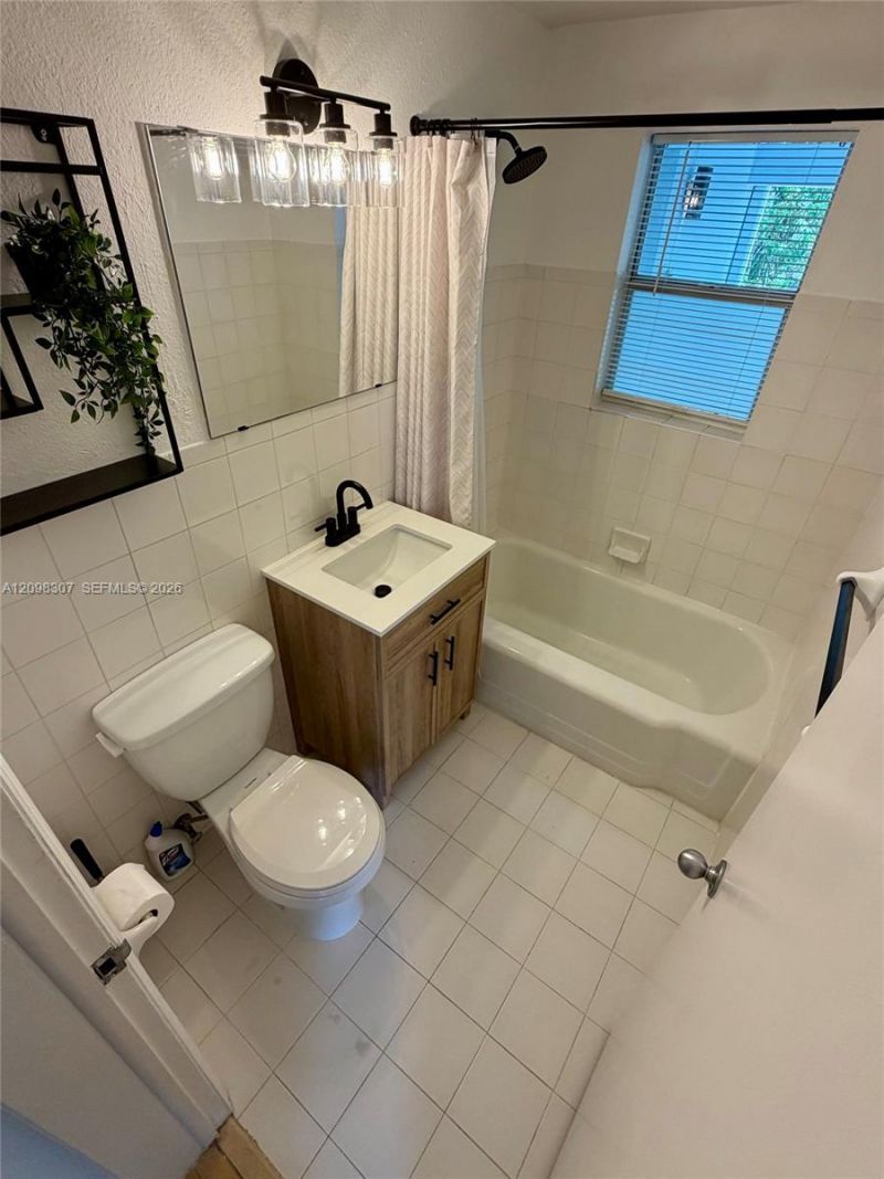 9248 Collins Ave , Unit 205, Surfside, FL 33154 Photo