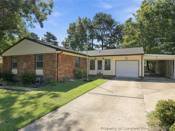 433 Morningside Drive, Fayetteville, NC 28311
