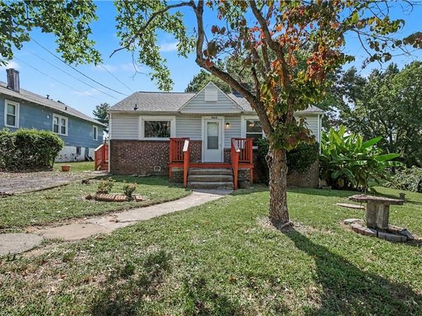 4660 Tobacco Street , Winston-Salem, NC 27106