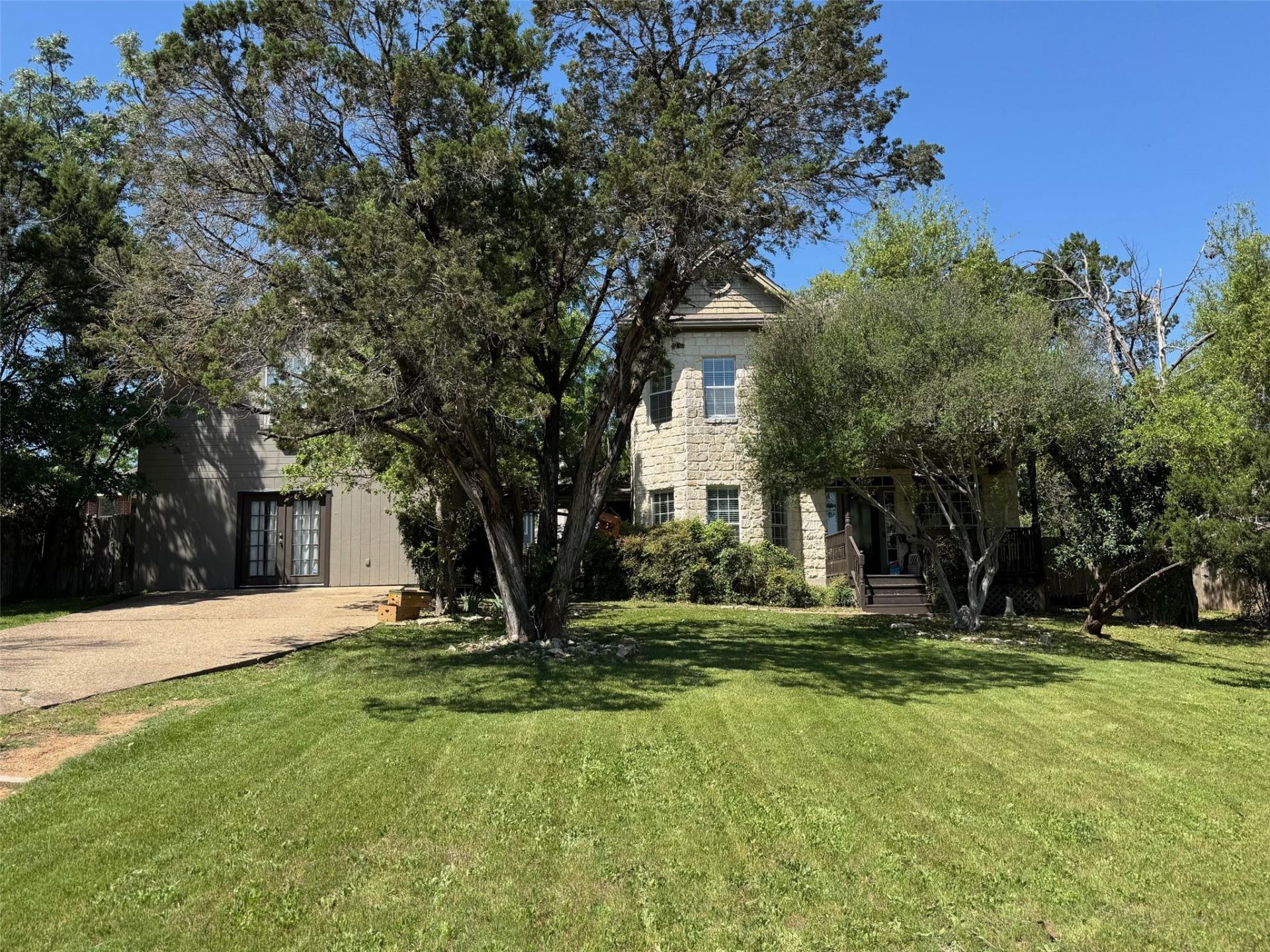 1304 Orlando Cir, Austin, TX 78733 Main Photo