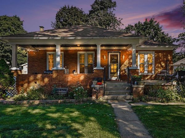211 Sixth E, Clare, MI 48617