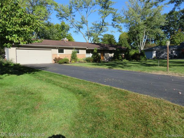 5420 Cambourne Place , West Bloomfield Township, Mi 48322