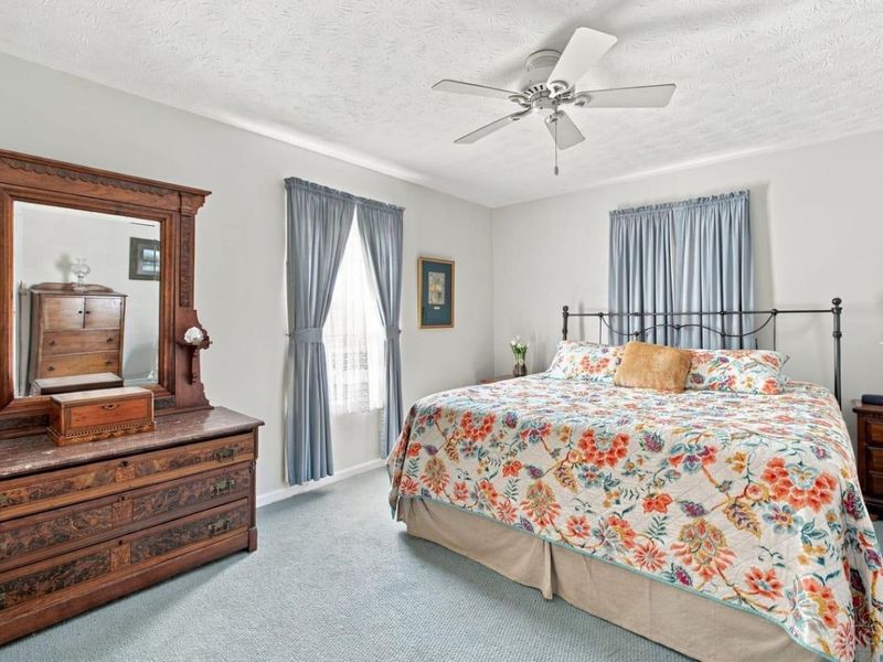 5471 Asbury Lake Drive, Unit 18, Green Township, OH 45247 Photo 14