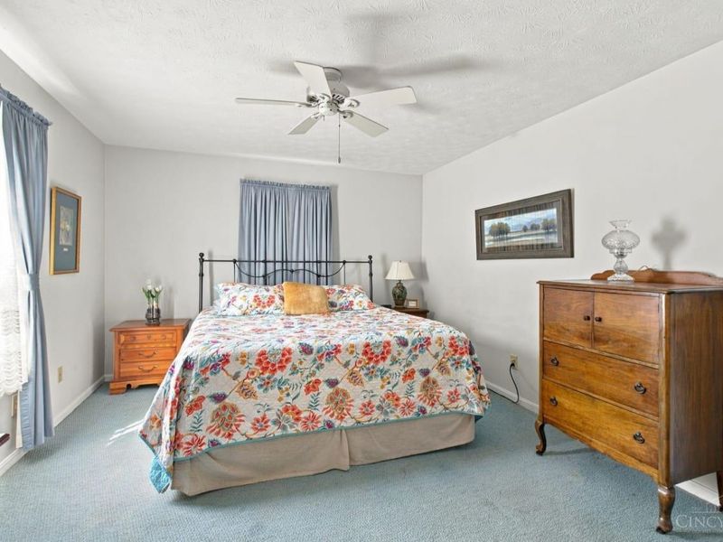5471 Asbury Lake Drive, Unit 18, Green Township, OH 45247 Photo 15