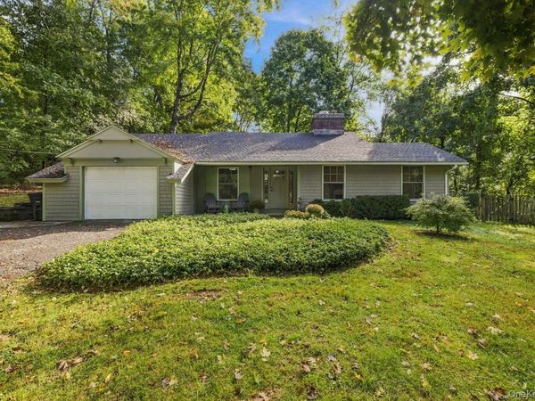 4 Douglas Drive , Katonah, NY 10536
