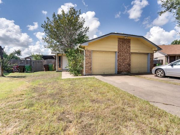 601 Misty Morning WAY, Unit B, Round Rock, TX 78664