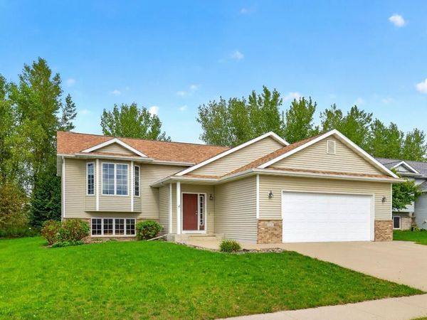 5211 Florence Drive NW, Rochester, MN 55901