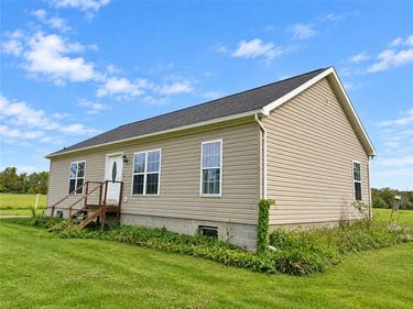 7261 W Bergen Road, Bergen, NY 14416