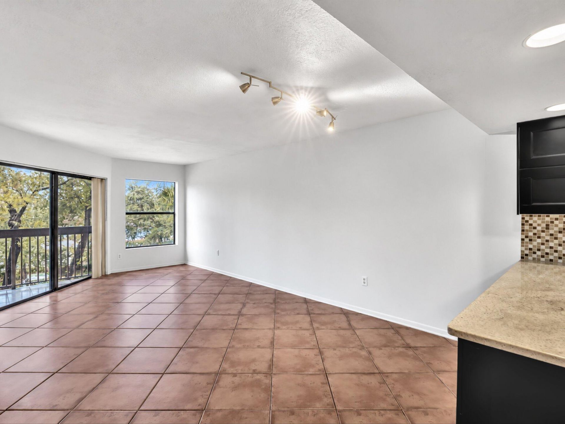 13250 SW 88th Terrace N, Unit 303, Miami, FL 33186 Photo