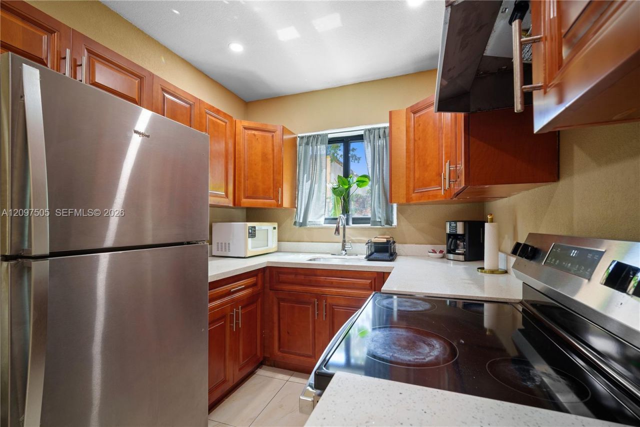 5501 NW Miami Ct , Miami, FL 33127 Photo