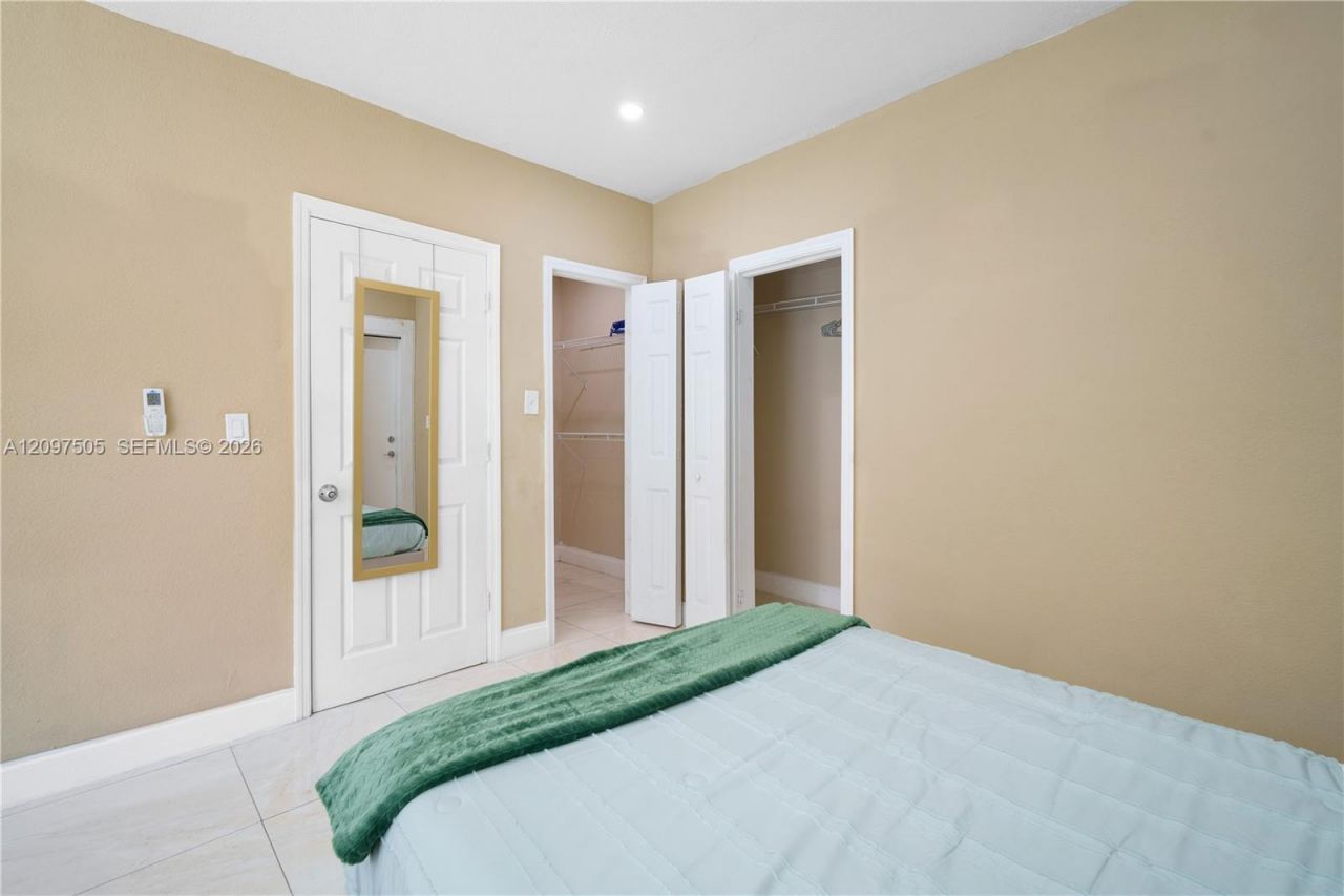 5501 NW Miami Ct , Miami, FL 33127 Photo