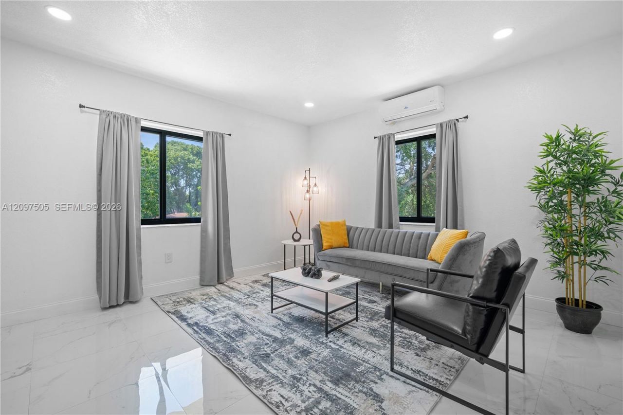 5501 NW Miami Ct , Miami, FL 33127 Photo