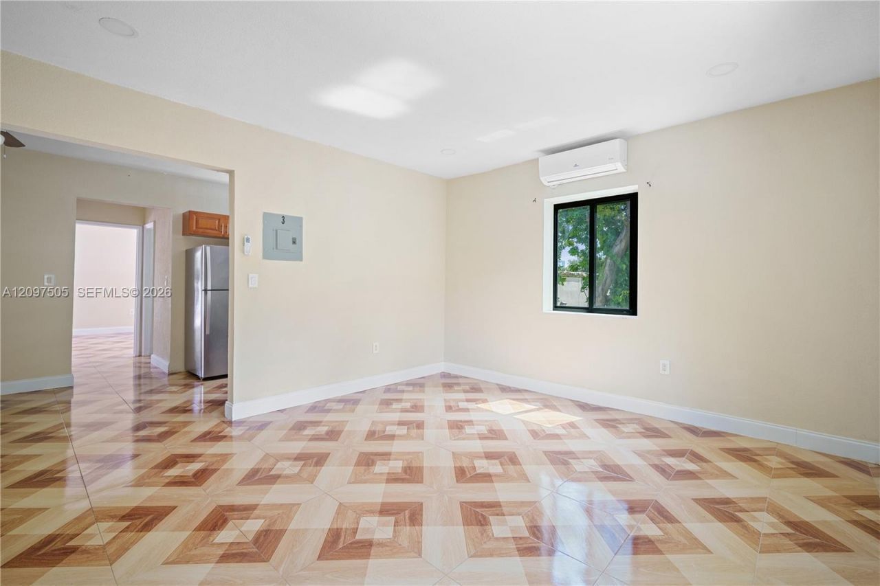 5501 NW Miami Ct , Miami, FL 33127 Photo