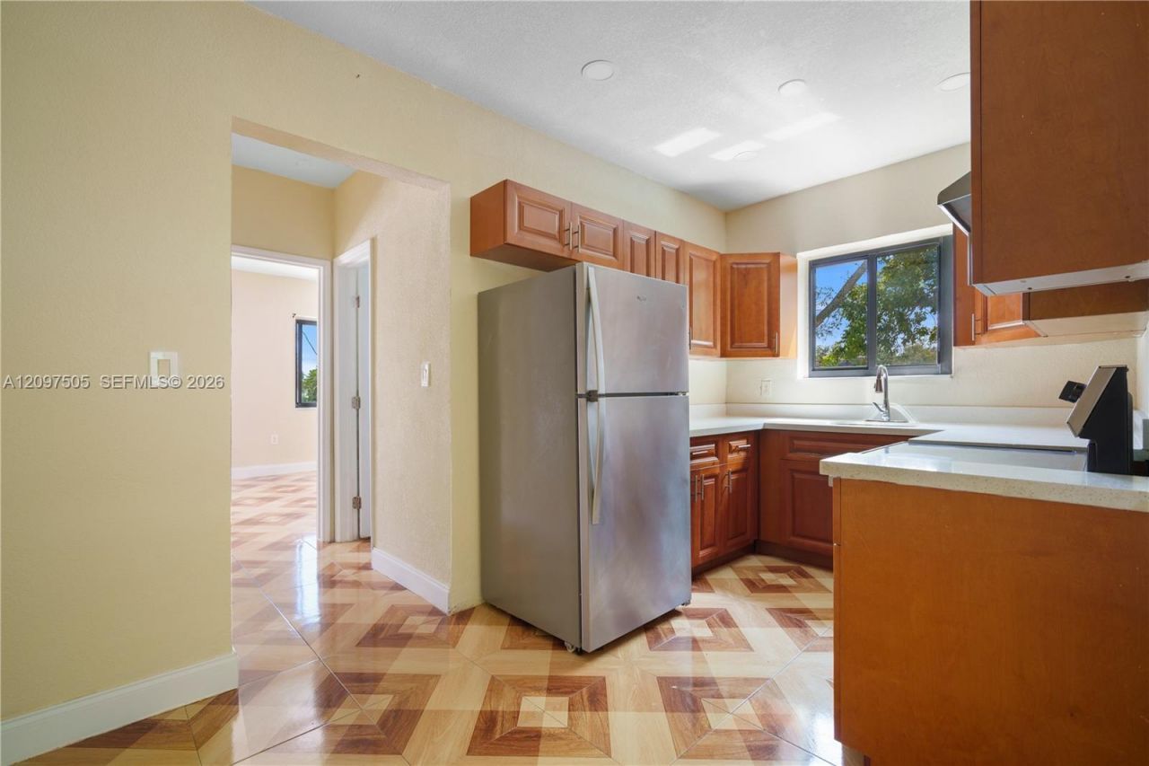 5501 NW Miami Ct , Miami, FL 33127 Photo