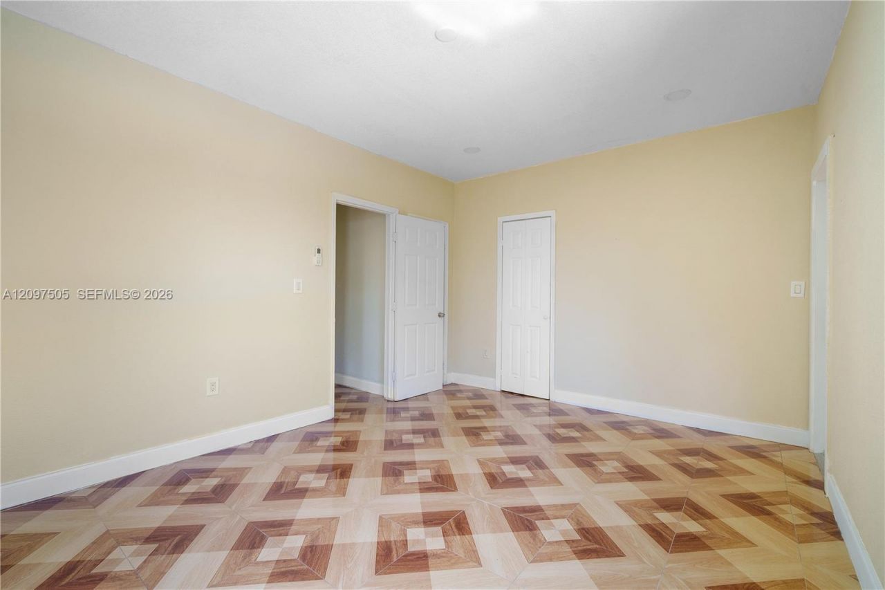 5501 NW Miami Ct , Miami, FL 33127 Photo