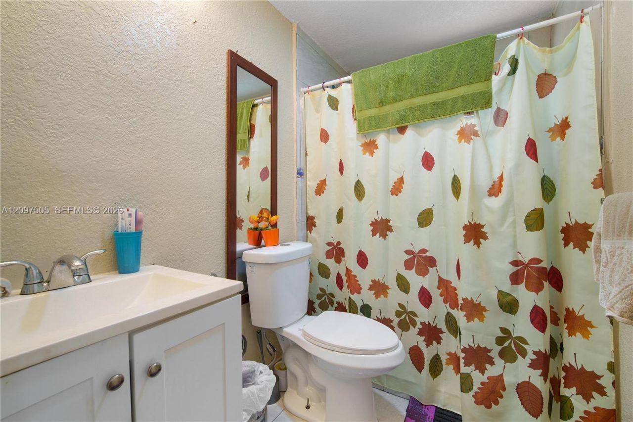 5501 NW Miami Ct , Miami, FL 33127 Photo