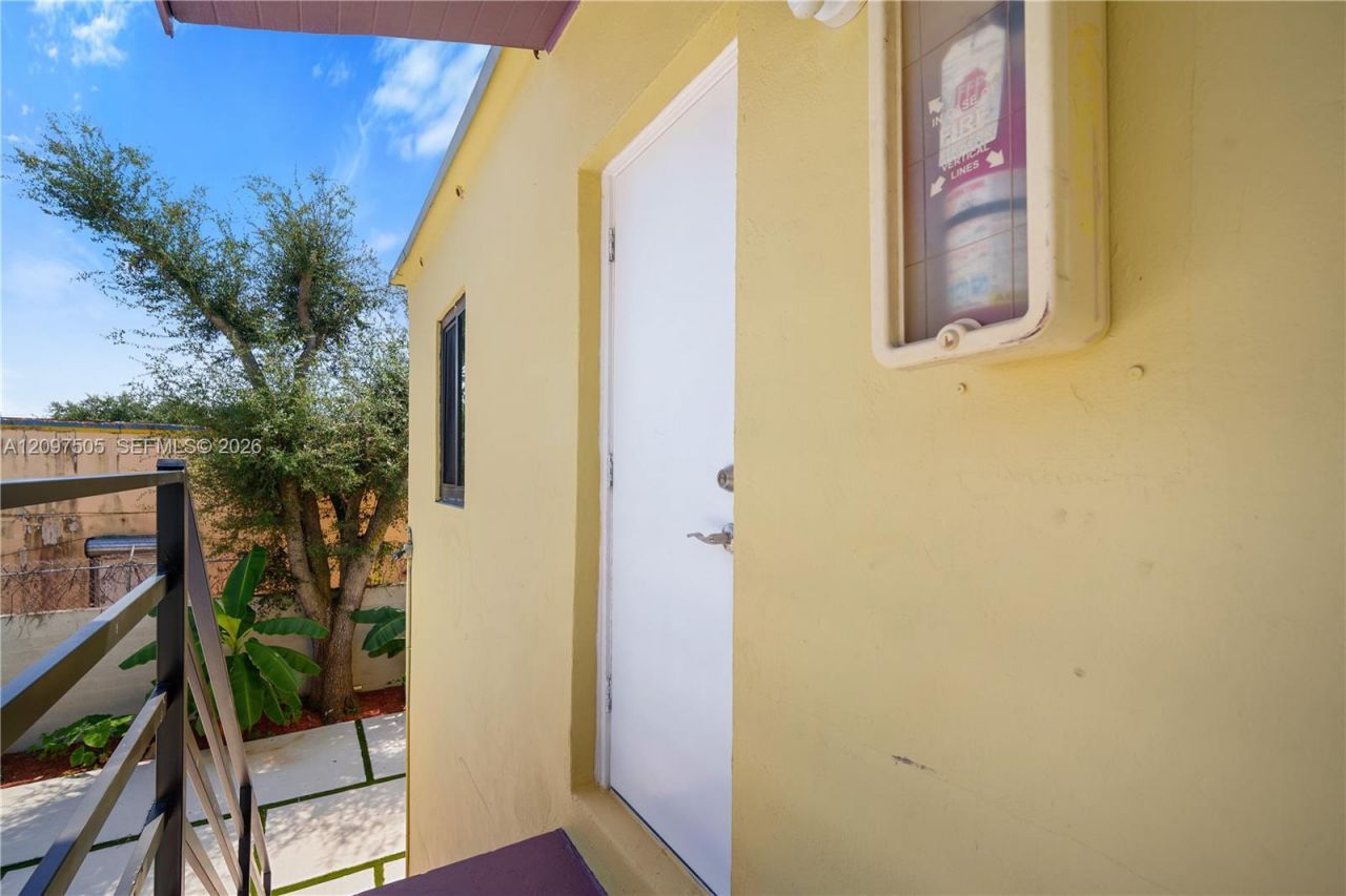 5501 NW Miami Ct , Miami, FL 33127 Photo