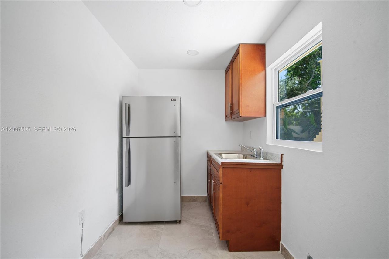 5501 NW Miami Ct , Miami, FL 33127 Photo
