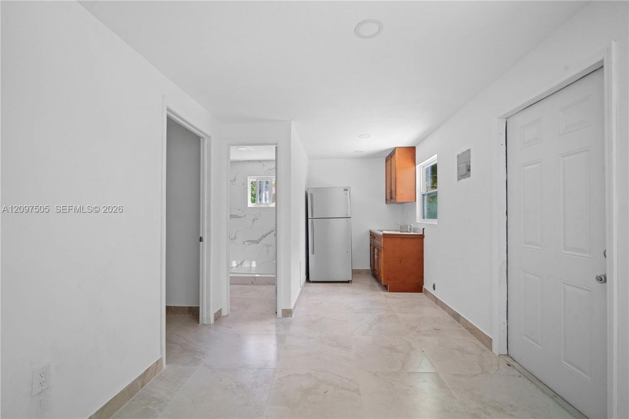 5501 NW Miami Ct , Miami, FL 33127 Photo