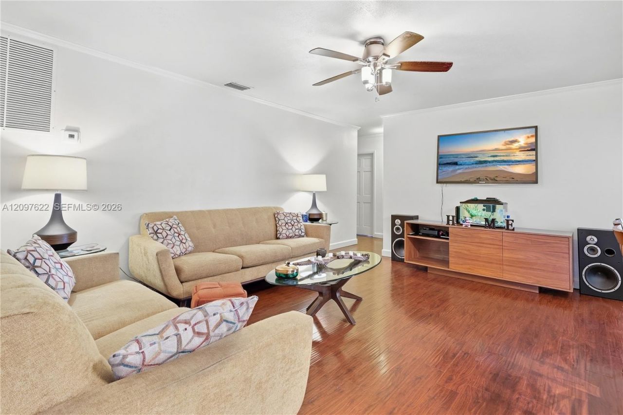 16500 E Stonehaven Rd , Miami Lakes, FL 33014 Photo