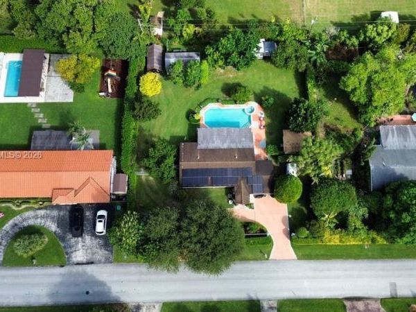 10965 SW 116th St , Miami, FL 33176