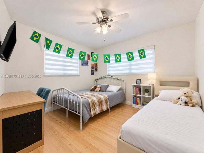 10965 SW 116th St , Miami, FL 33176 Photo