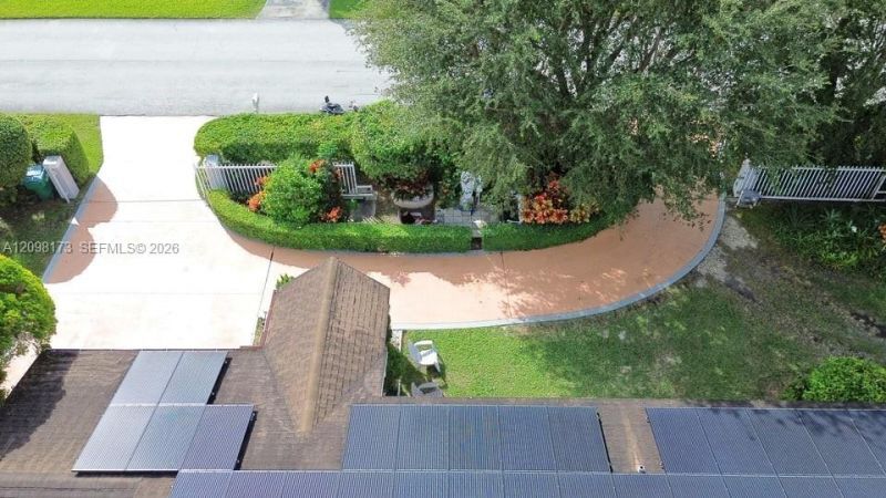 10965 SW 116th St , Miami, FL 33176 Photo