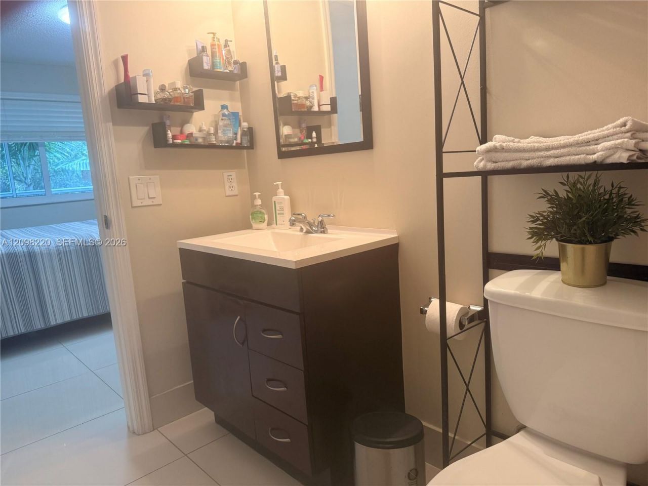 430 S Park Rd , Unit 3-302, Hollywood, FL 33021 Photo