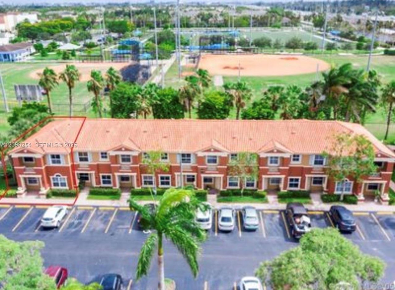 11528 NW 60th Ter, Unit 475, Doral, FL 33178 Photo