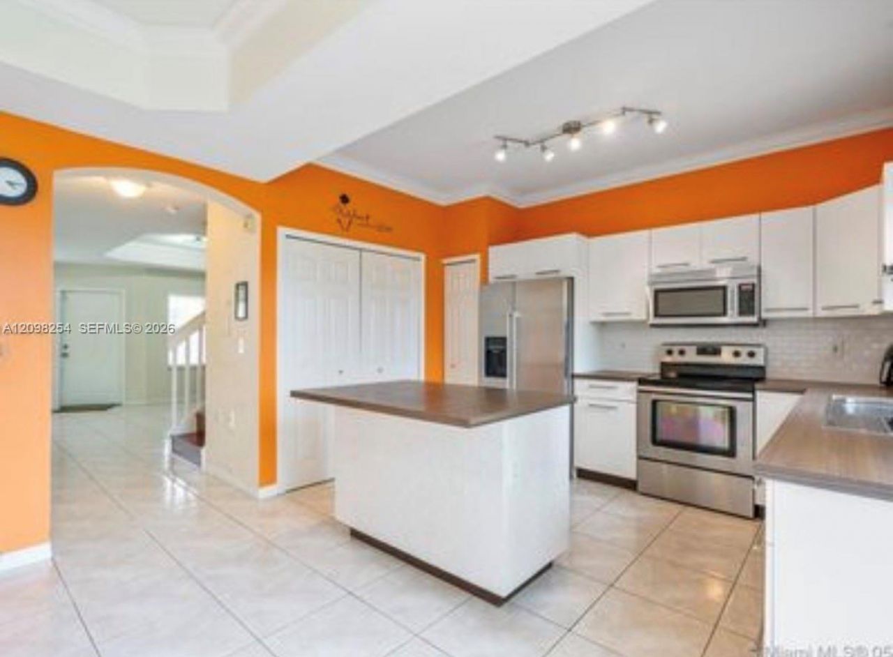 11528 NW 60th Ter, Unit 475, Doral, FL 33178 Photo
